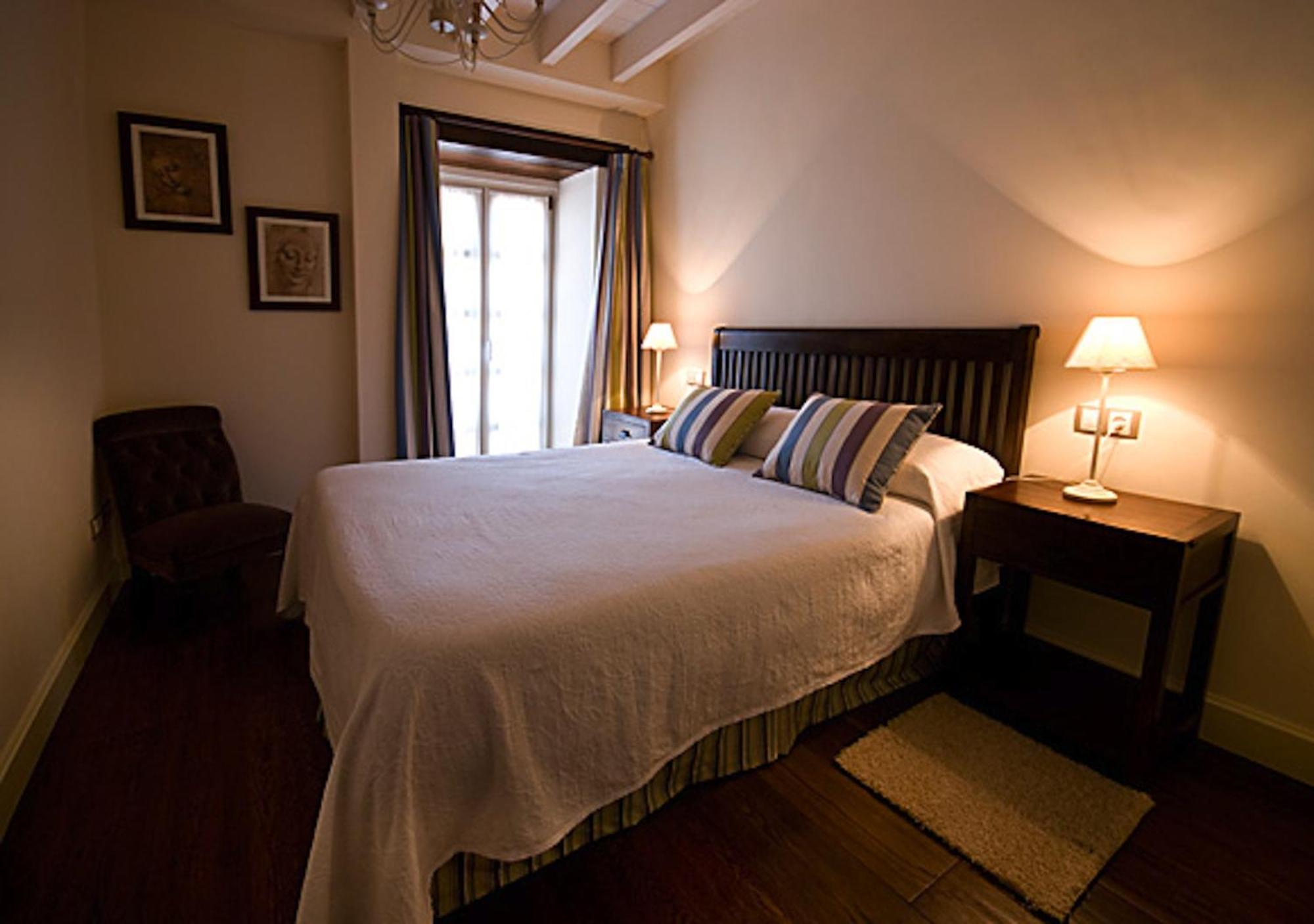Las Casas Rurales Huerta San Benito Villamayor  ห้อง รูปภาพ