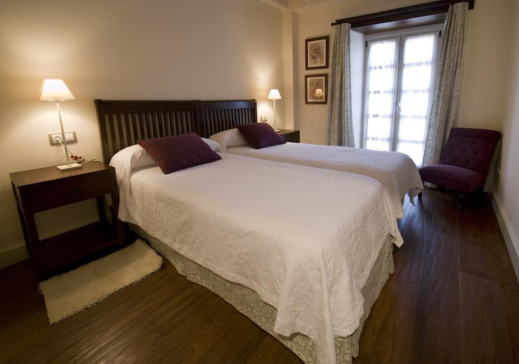 Las Casas Rurales Huerta San Benito Villamayor  ห้อง รูปภาพ
